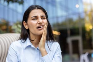 Understanding Electric-Like Tooth Pain: Diagnosis and Treatment